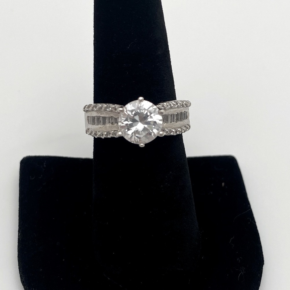 Sterling Silver 925 Ring Size 7